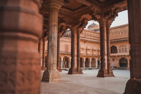 Royal Heritage Vibe
